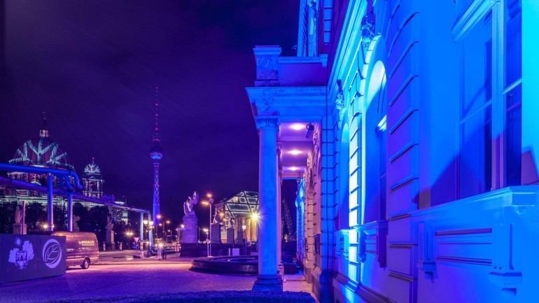 udl1-festival-of-lights-2012-1600-900_article_landscape_gt_1200_grid